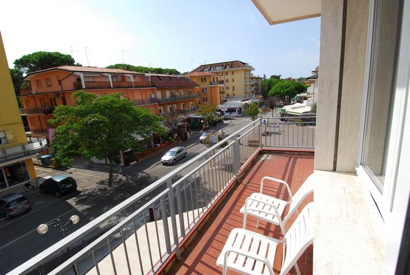 Residence Condominio Roma Eraclea Mare Exteriör bild